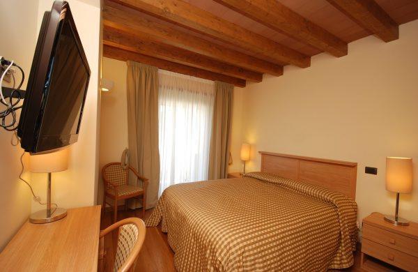 Tassido Coda Resort Scanno Phòng bức ảnh