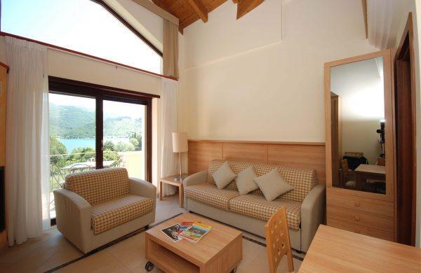 Tassido Coda Resort Scanno Phòng bức ảnh